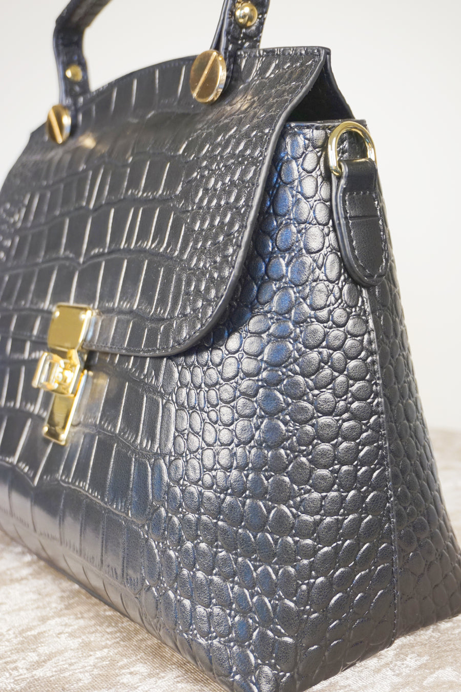 WLH-1604 Black Elegant Style Leather Handbag ( Queen's Favorite )