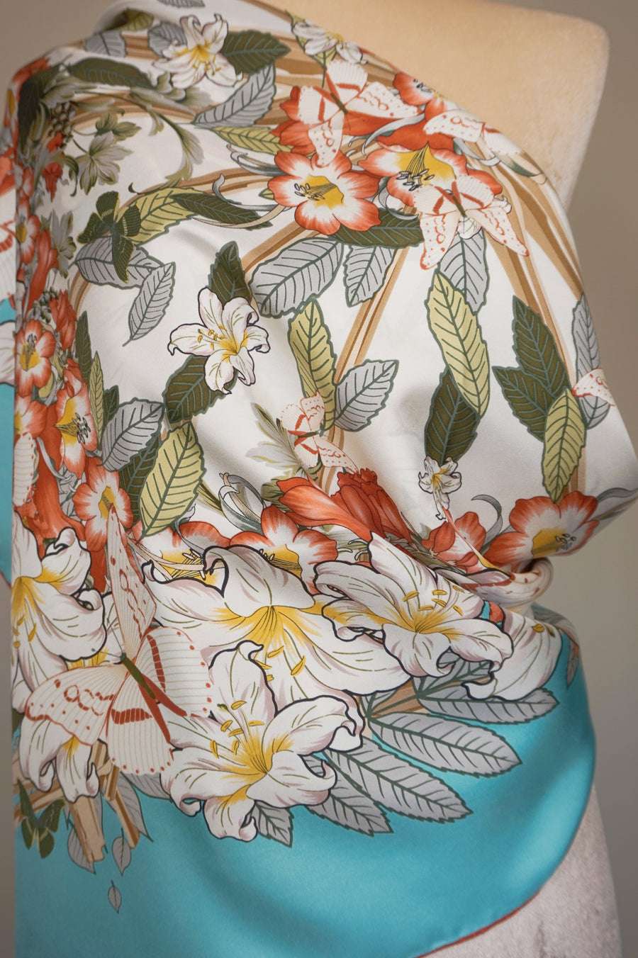 WSS-5811 Aqua Flower Feast Elegant Style Silk Scarf ( Queen's Favorite )