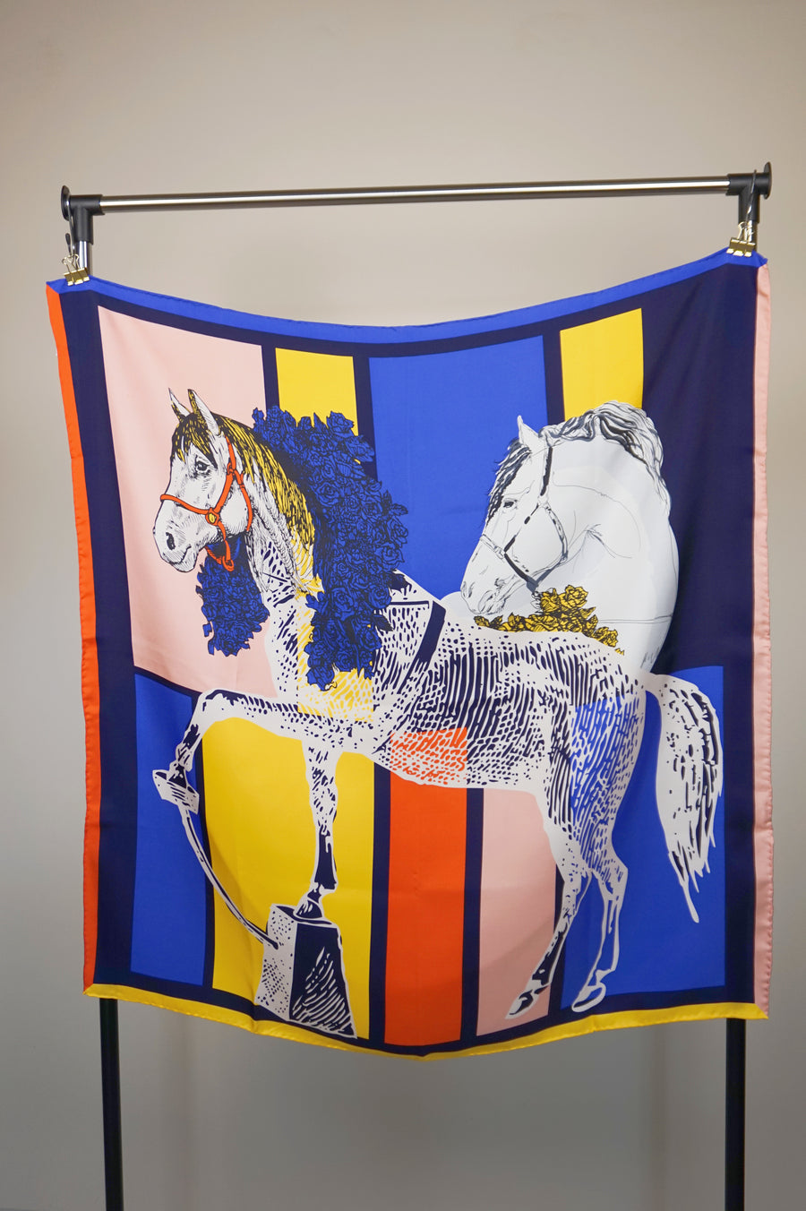 WSS-5818 Two Horses Luxury Style Silk Scarf