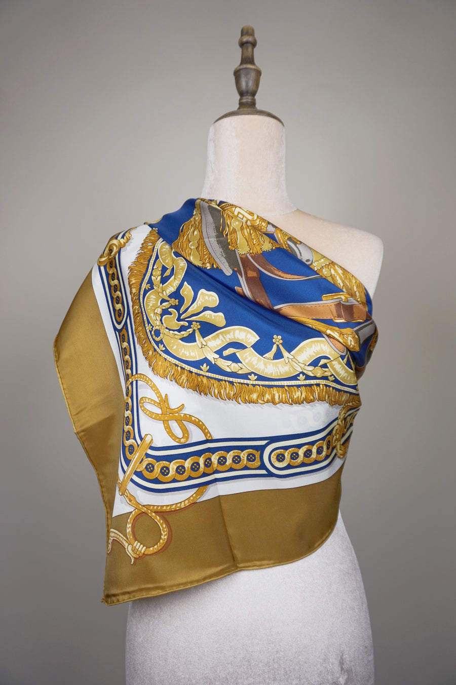 WSS-5821 Caramel Royal Harness Silk Scarf ( Queen's Favorite )