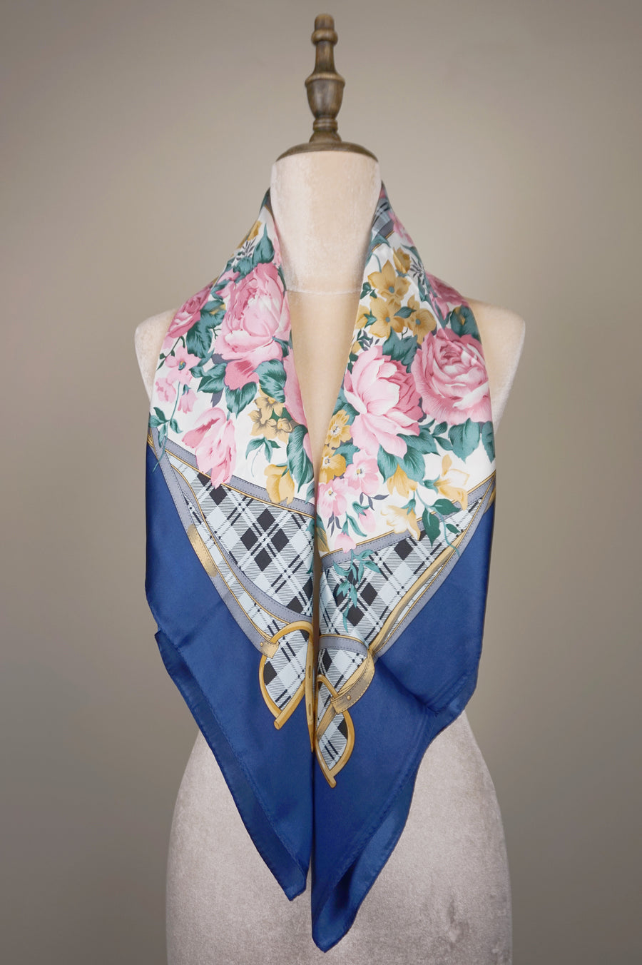 WSS-5822 Blue French Roses Elegant Style Silk Scarf ( Queen's Favorite )