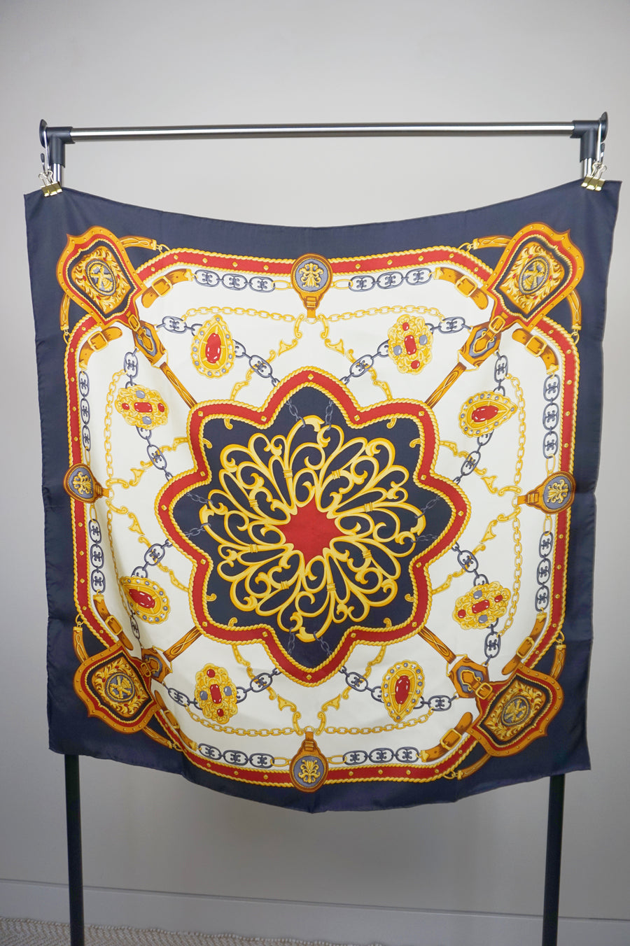 WSS-5831 Black Royal Jewellery Luxury Style Silk Scarf