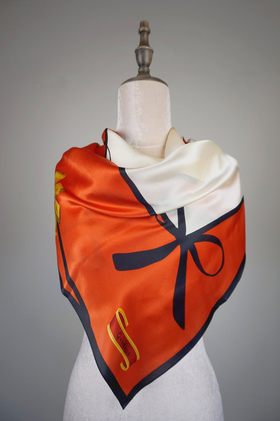 WSS-5833 Red & White Gift Wrapping Silk Scarf ( little snagging )