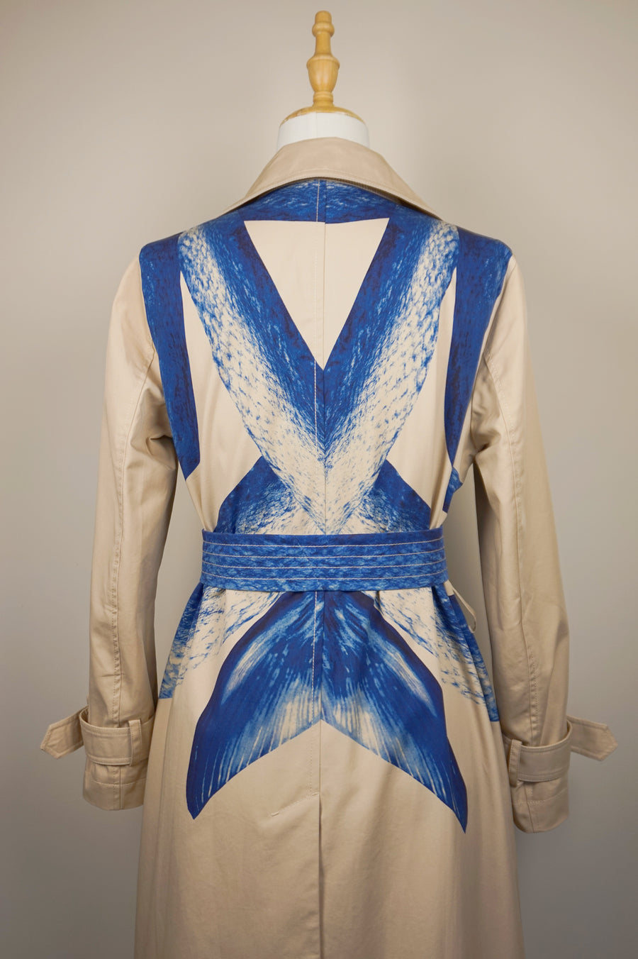 WTC-1629 Beige Mermaid Luxury Style Trench Coat ( Queen's Favorite )