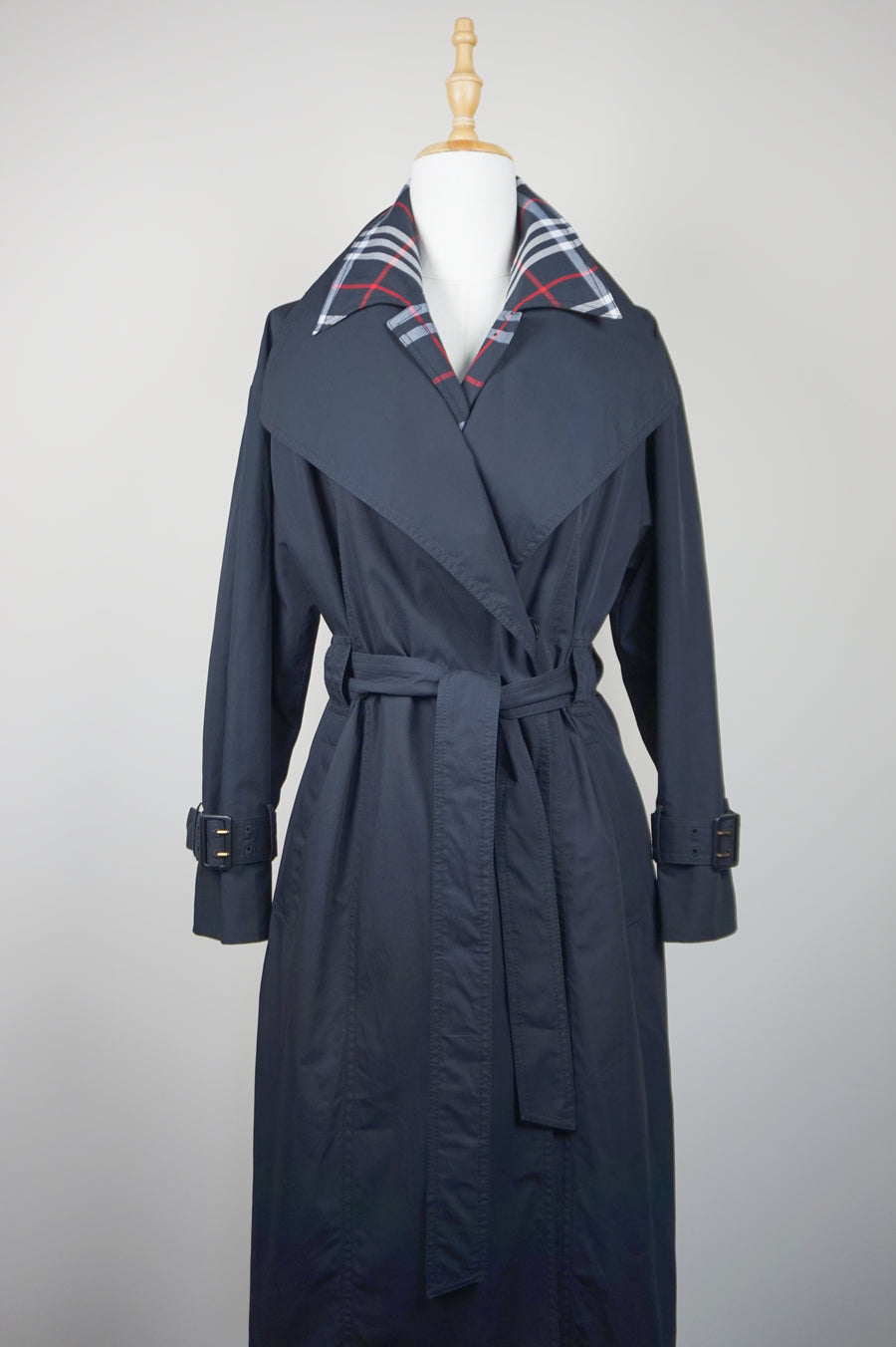 WTC-1418 Black Check Luxury Style Trench Coat ( check panel is detachable )