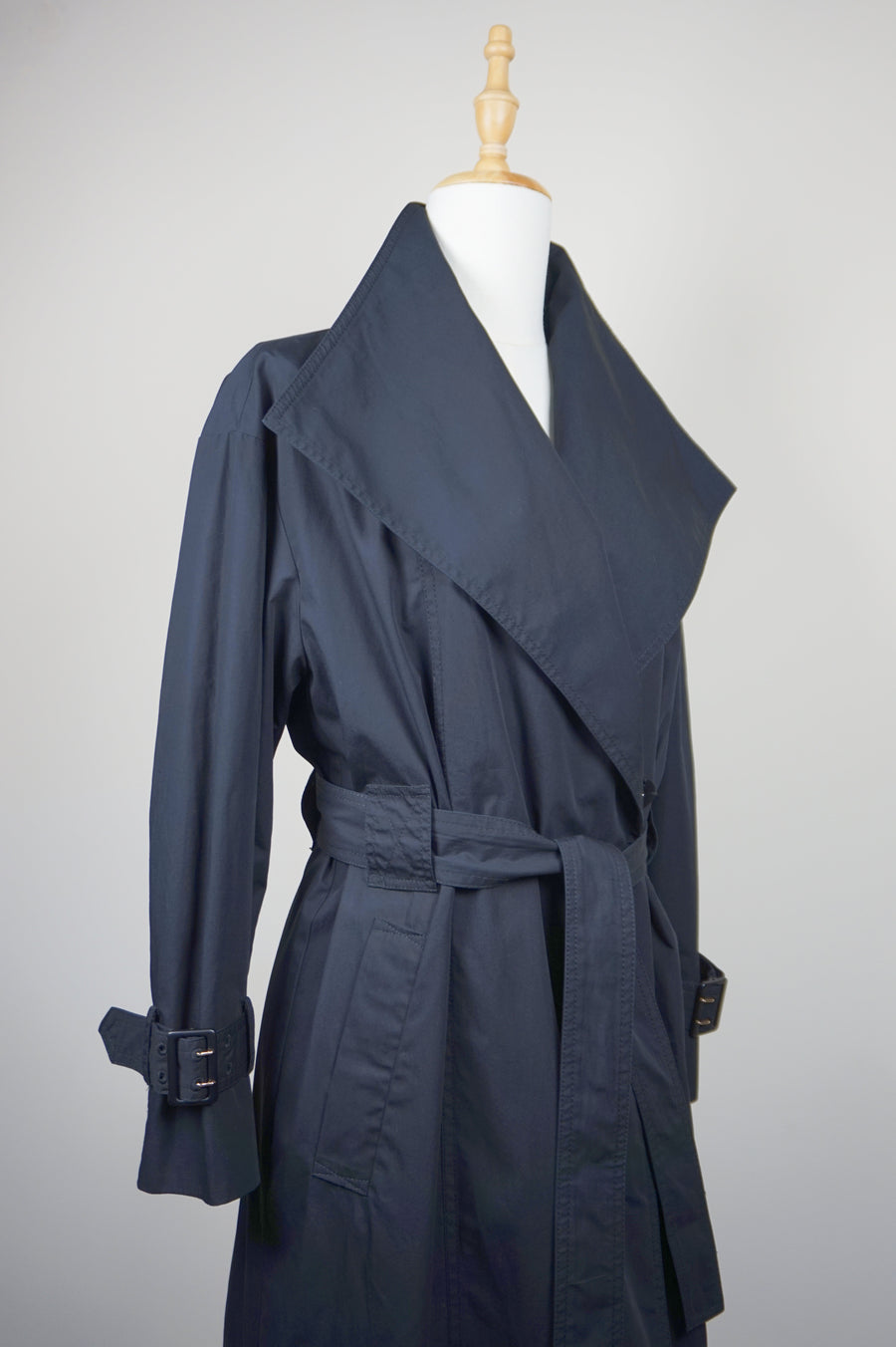 WTC-1418 Black Check Luxury Style Trench Coat ( check panel is detachable )