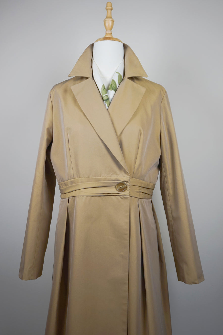 WTC-28003 Camel Chic Style Chameleon Trench Coat ( Scarf is not included )