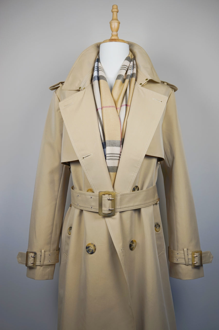 WTC-191351 Khaki Classic Style Chameleon Trench Coat ( Scarf is not included )