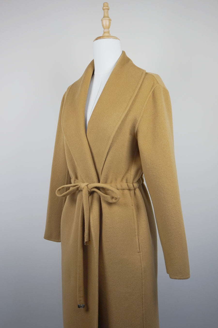WWC-QW170 Camel Luxury Style Drawstring Wool Coat