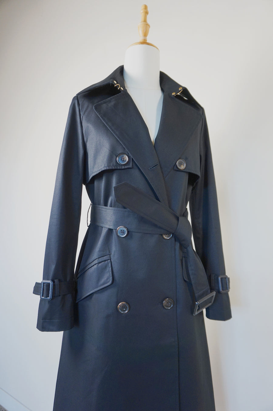 WTC-3105B Black Luxury Style Waterproof Trench Coat ( Queen's Favorite )