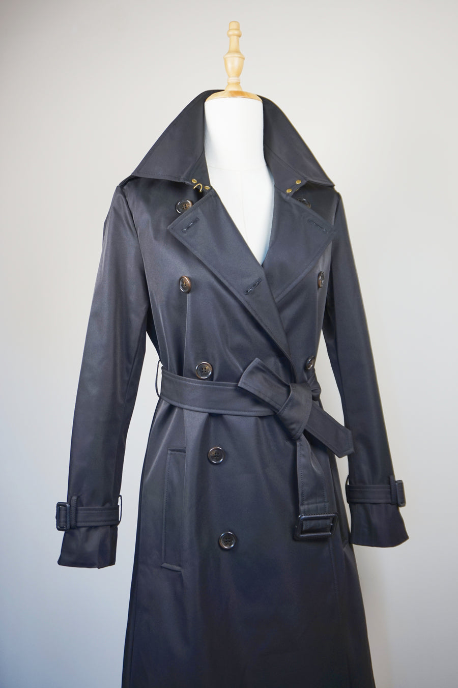 WTC-1754B Black Classic Style Waterproof Trench Coat