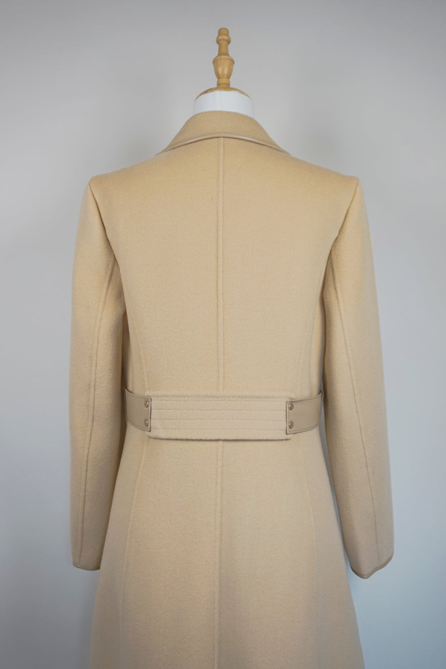 WCC-0582 Light Apricot Elegant Style Cashmere Coat