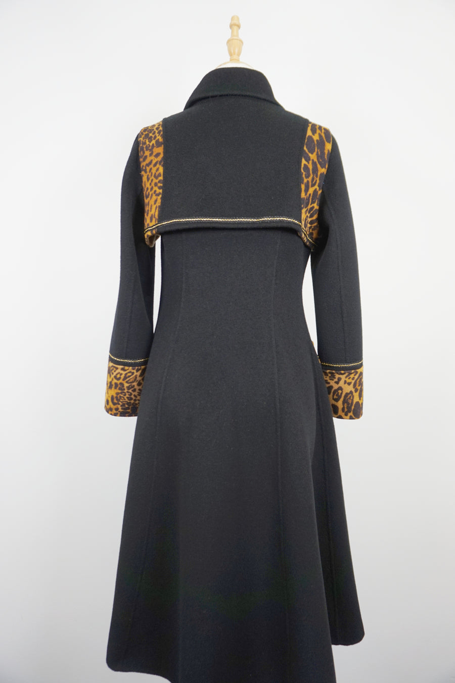 WWC-19503B Black Leopard Print Double-breasted Luxury Style 100% Wool Coat