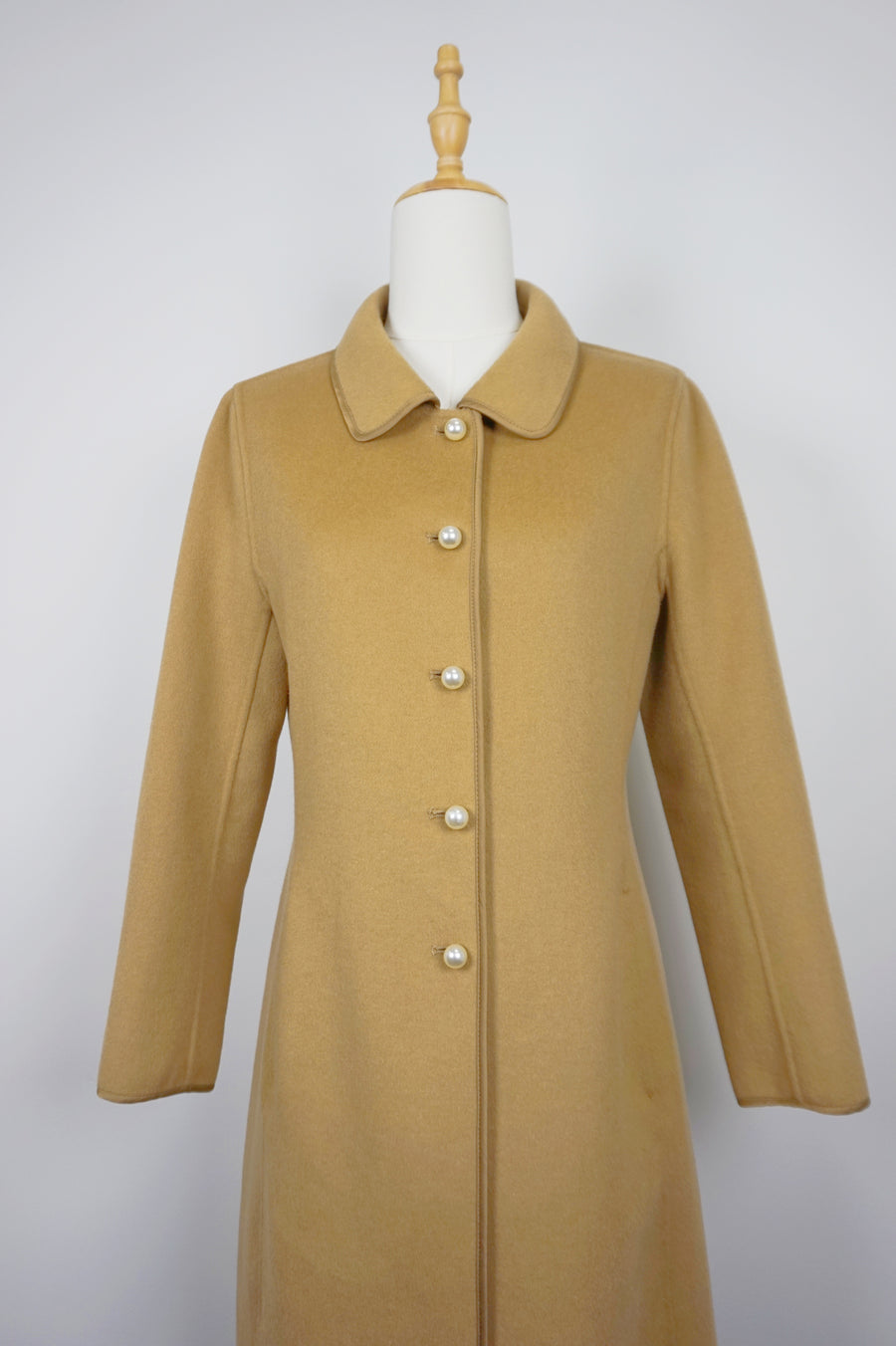 WWC-0729PP Camel Elegant Style Pearl Button 100% Wool Coat