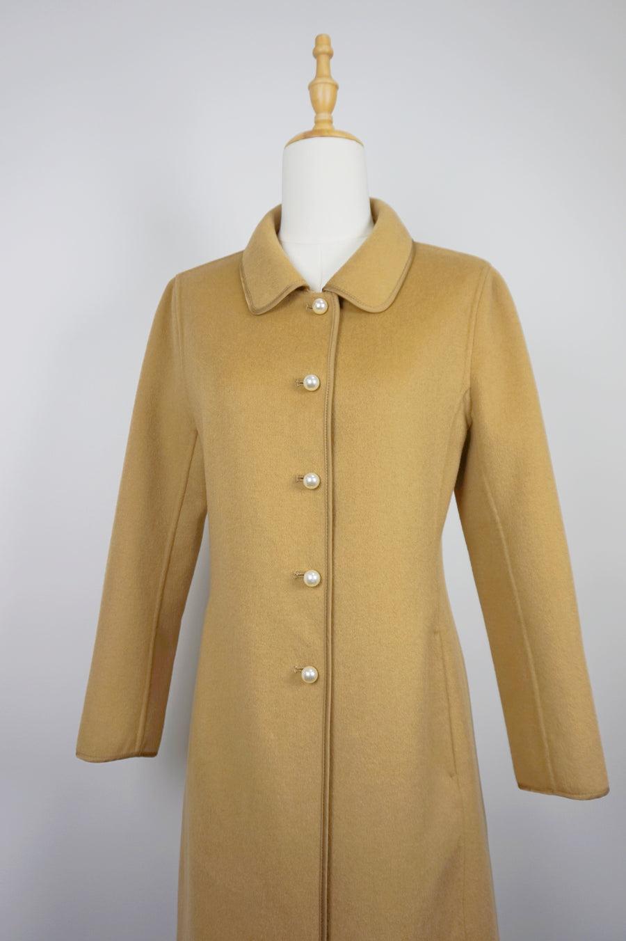 WWC-0729PP Camel Elegant Style Pearl Button 100% Wool Coat