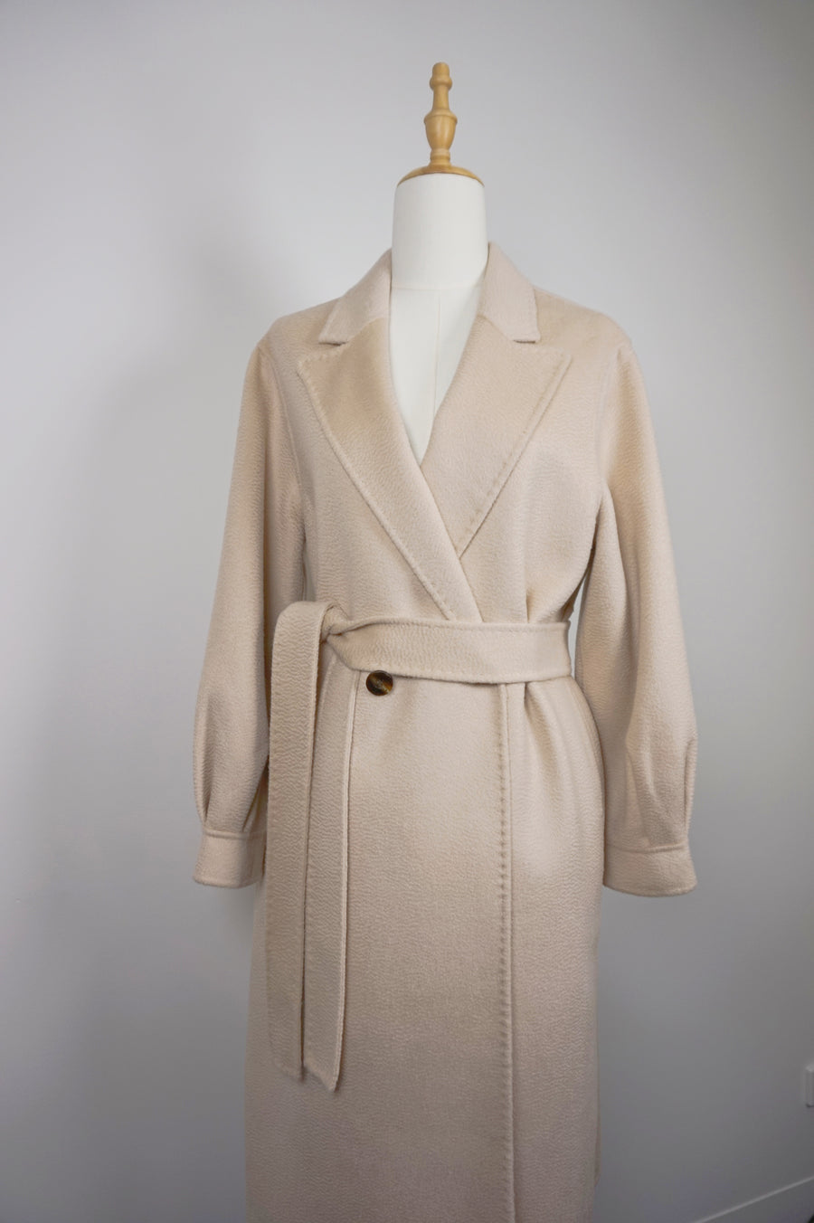 WCC-0722RC Beige Luxury Style Water Ripple Cashmere Coat